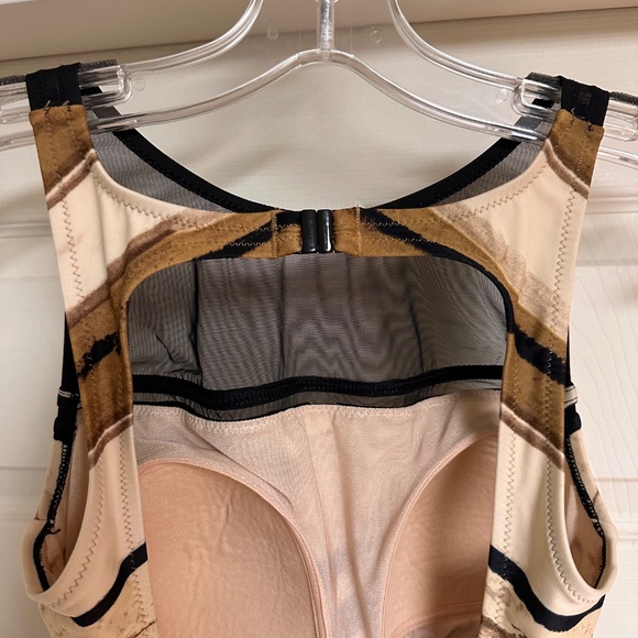 gottex full piece bathing suit - Picture 3 of 5